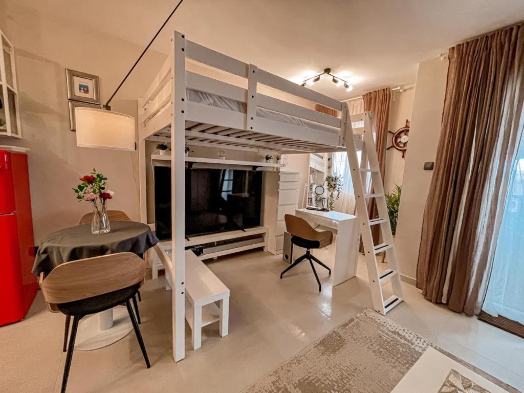 בול Sunset Apartments מראה חיצוני תמונה